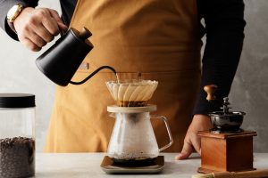 Drip coffee carafe with hot water