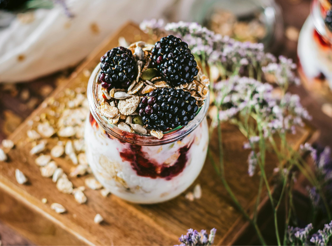 Yogurt Berry Parfait With Steel-Cut Oats – Recipe