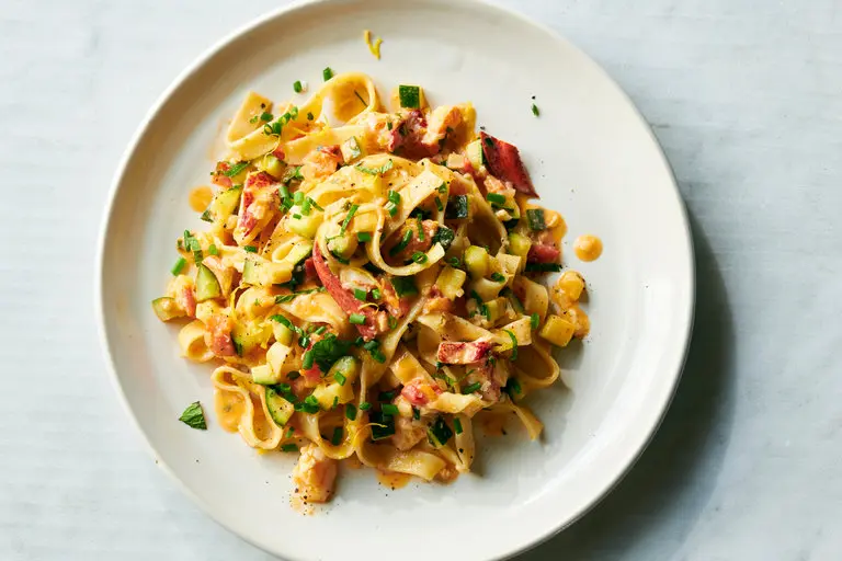 Fettuccine With Lobster and Zucchini – Recipe